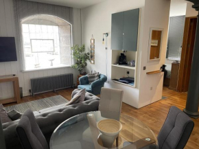 Cozy Coastal Apartment